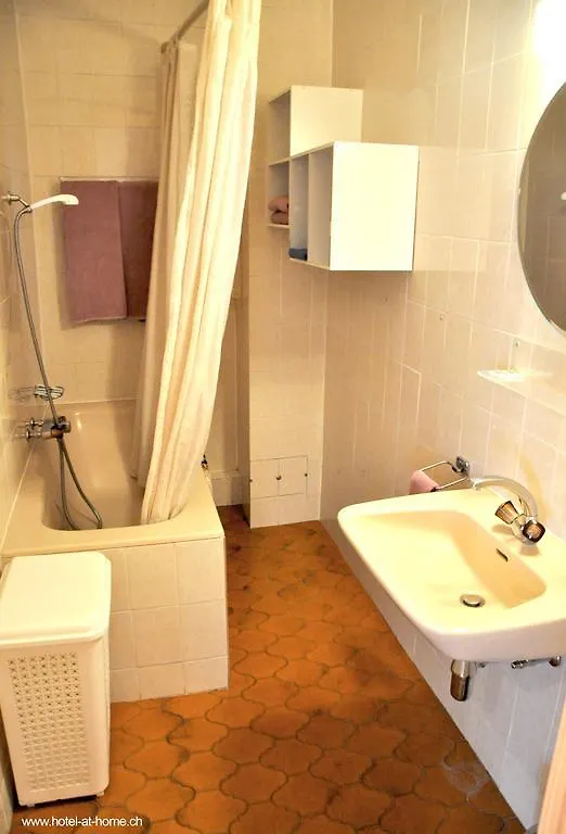 Hotel At Home Genf Aparthotel